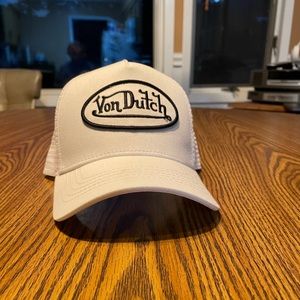 BRAND NEW von dutch trucker hat